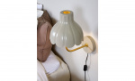 Byt till bild nr 2 (WELLS Vägglampa Beige 21cm)